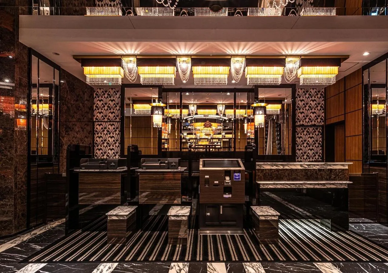Apa Hotel & Resort Hakata Ekihigashi Fukuoka  3*, Fukuoka (Fukuoka) Japón